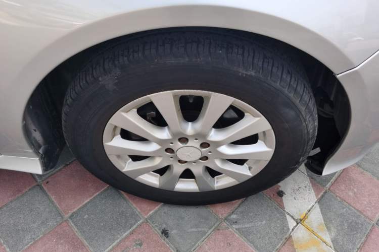 Used Mercedes-Benz R-Class 2010 R 350 L 4MATIC
