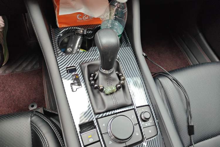 Used Mazda 3 Axela 2023 2.0L Automatic Zhiqing Edition Gear Lever