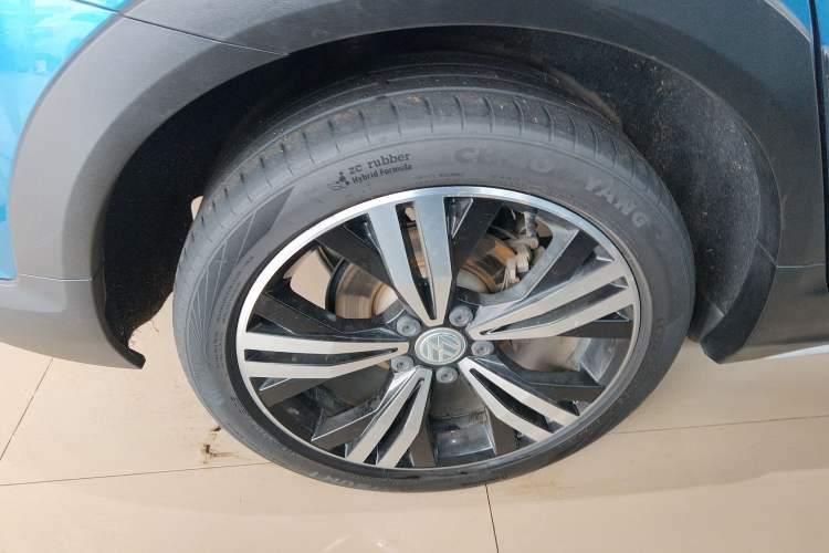 Used Volkswagen Touran 2018 Volkswagen Touran L 280TSI DSG Boundary Edition 7 Seats China V Emission Standard