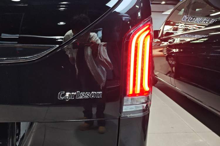 Used Mercedes-Benz V-Class 2024 V 300 L Long Wheelbase Prestige Edition Exterior 3