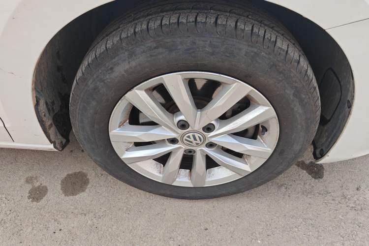 Used Volkswagen Touran 2016 Volkswagen Touran L 280TSI DSG Comfort Edition