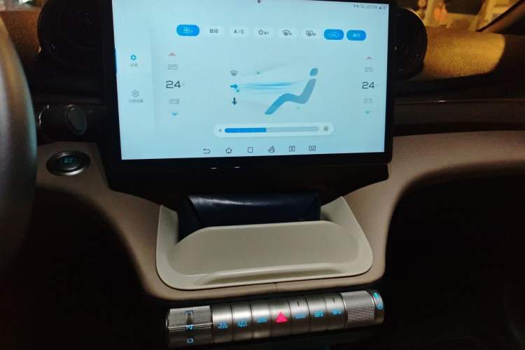 Used BYD Dolphin 2021 405 km Free Version
