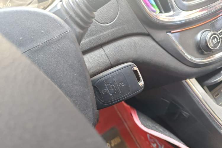 Used Baojun 560 2015 1.8L Manual Elite Edition
