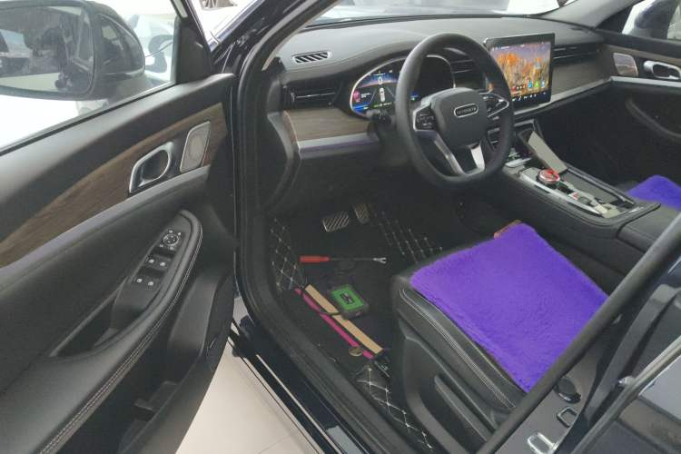 Used Skyworth HT-i 2024 Struggle Edition
