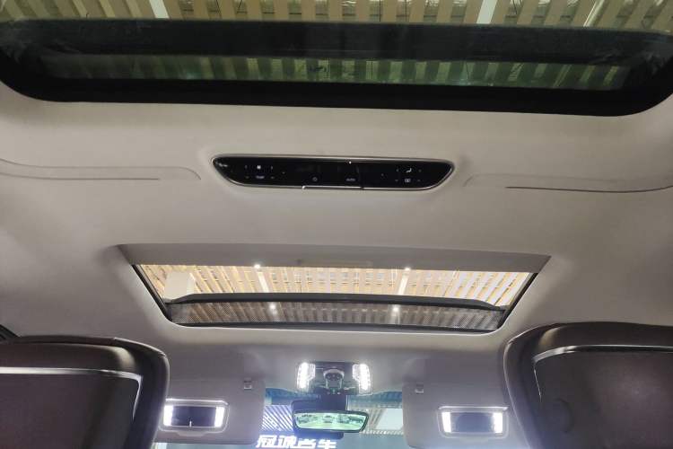 Used Buick Century 2023 2.0T Six-Seater Yinshi Edition