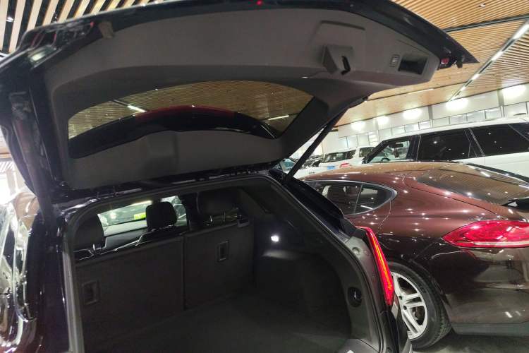 Used Cadillac XT5 2021 28T Luxury Model