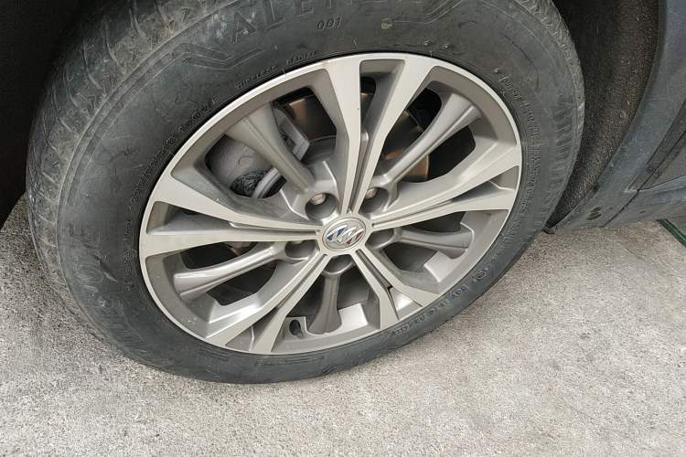 Used Buick Envision 2022 Encore Plus 652T Five-Seat Luxury Model