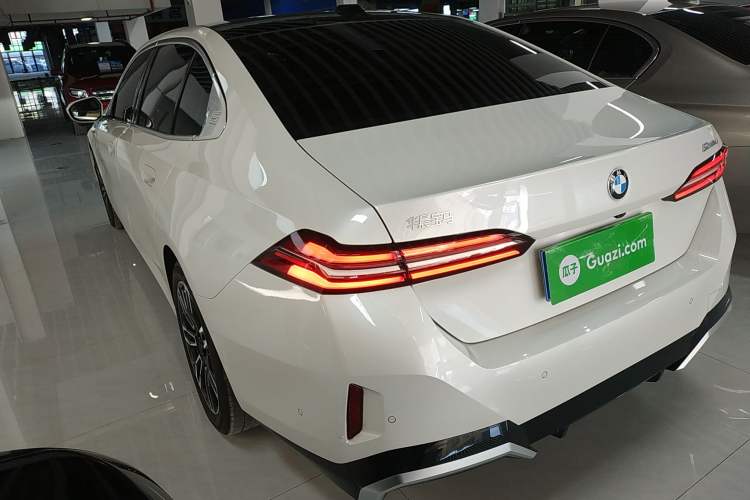 Used BMW 5 Series 2024 530Li Leading Model M Sport Package
