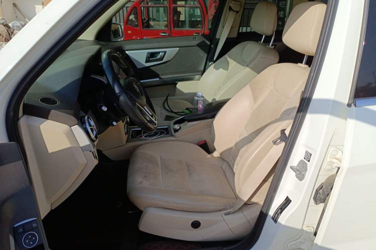 Used Mercedes-Benz GLK-Class 2015 GLK 260 4MATIC Dynamic Edition Ultimate Version
