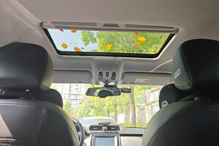 Used Haval H2 2016 Red-Label 1.5T Automatic Two-Wheel Drive Luxury Model
