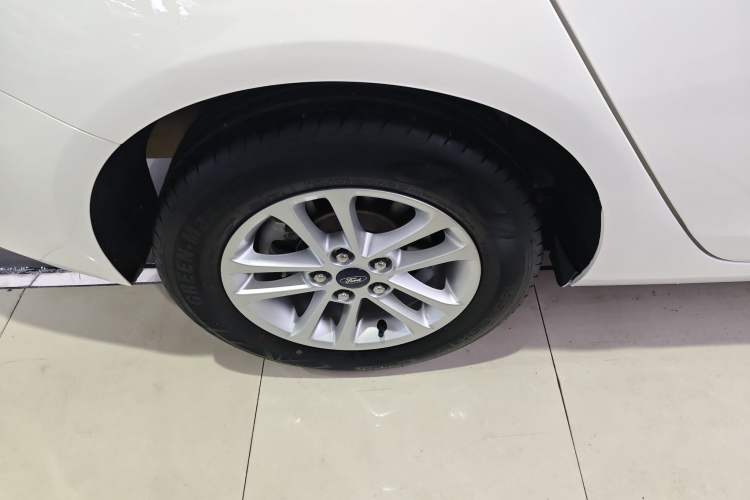 Used Ford Escort 2019 Revised 1.5L Automatic ZhiXiang Version (Tire Pressure Monitoring) China VI Standard
