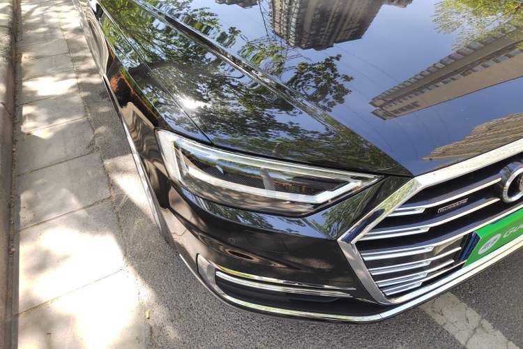 Used Audi A8 2022 A8L 50 TFSI quattro Comfort Edition Collector's Model Right Front Headlight