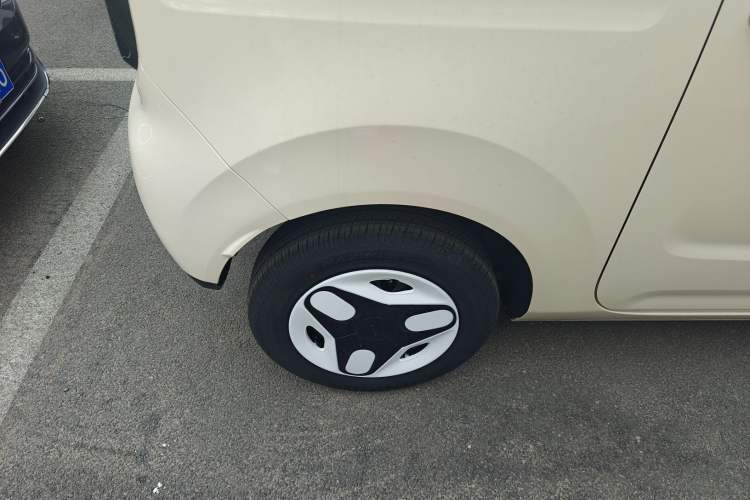 Used Geely Galaxy Panda 2025 210 km – Yuanqi Bear