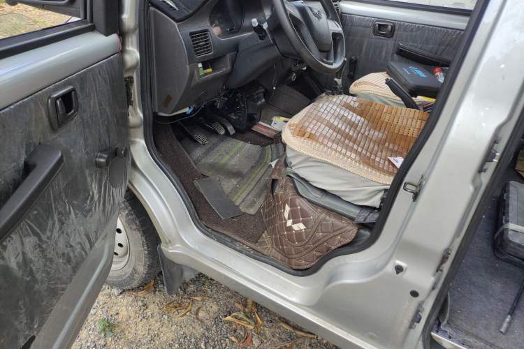 Used Wuling Rongguang 2020 1.5L Extended Basic Version China VI Standard L3C