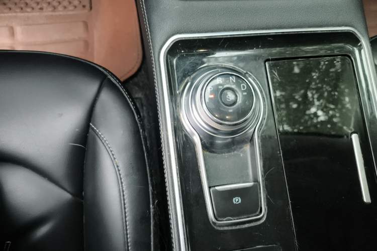 Used Ford Edge 2021 PLUS EcoBoost 245 Two-Wheel-Drive Titanium 7-Seater