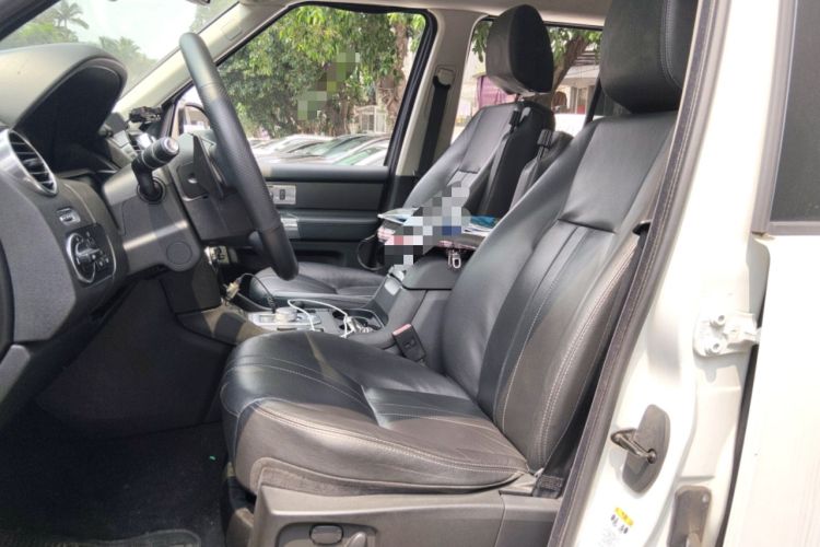 Used Land Rover Discovery 2014 3.0 SDV6 HSE Diesel Edition Left Front Seat