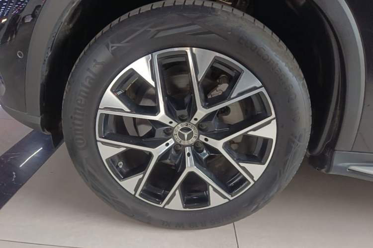Used Mercedes-Benz GLC 2023 GLC 260 L 4MATIC Dynamic Edition 5-seater
