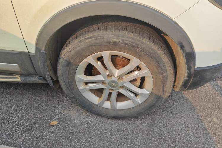 Used Haima S5 2014 1.6L Manual ZhiCheng Model Right Front Wheel Hub
