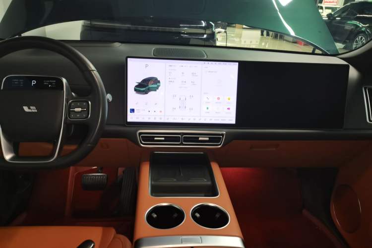 Used Li Auto L9 2024 Ultra Model Audio And AC Panel