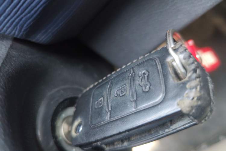 Used FORTHING Lingzhi 2022 Striving Version M5L 1.6L Base Model 7 Seats
