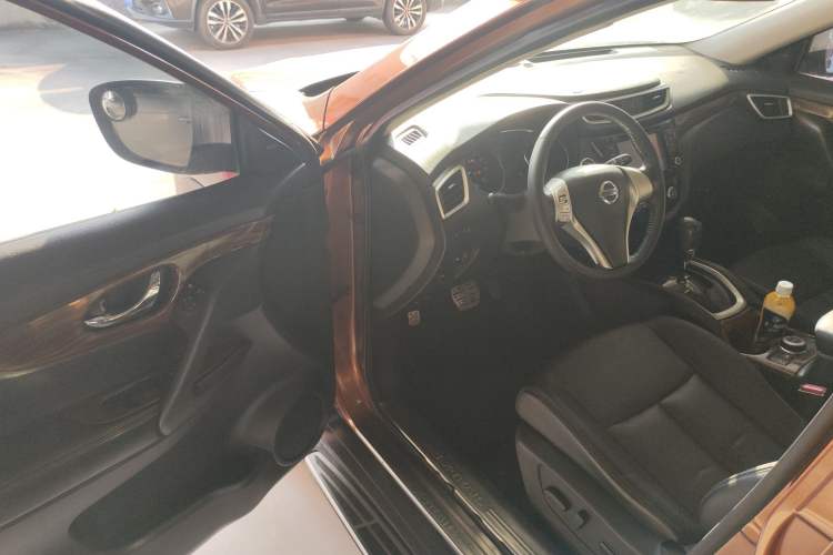 Used Nissan X-Trail 2014 2.5L CVT Luxury Edition 4WD