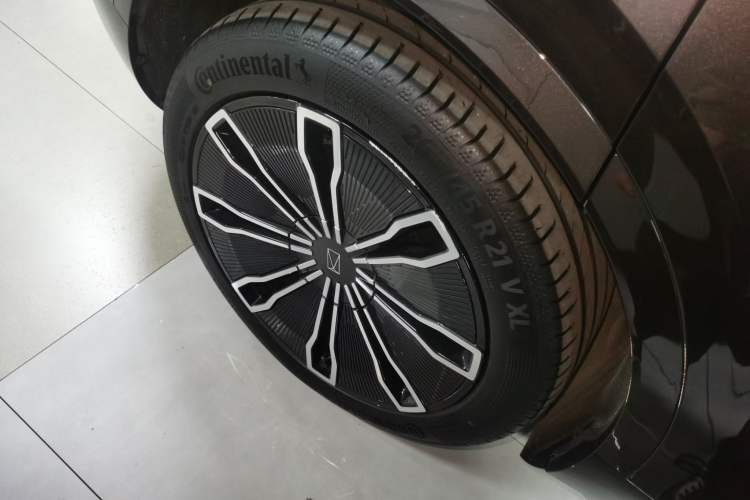 Used Avatr 07 2024 Pro+ All-Electric Version Right Rear Wheel Hub