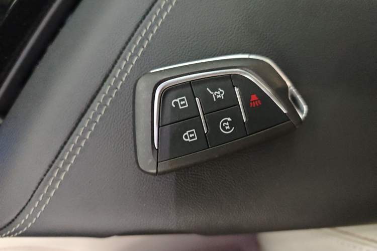 Used Cadillac GT4 2023 25T Prestige Version
