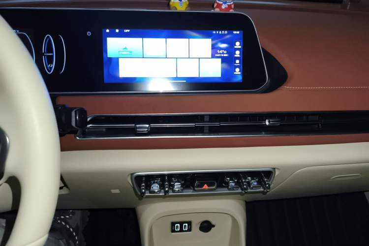 Used ORA Good Cat 2021 400km Standard Range Athena Edition Lithium Iron Phosphate