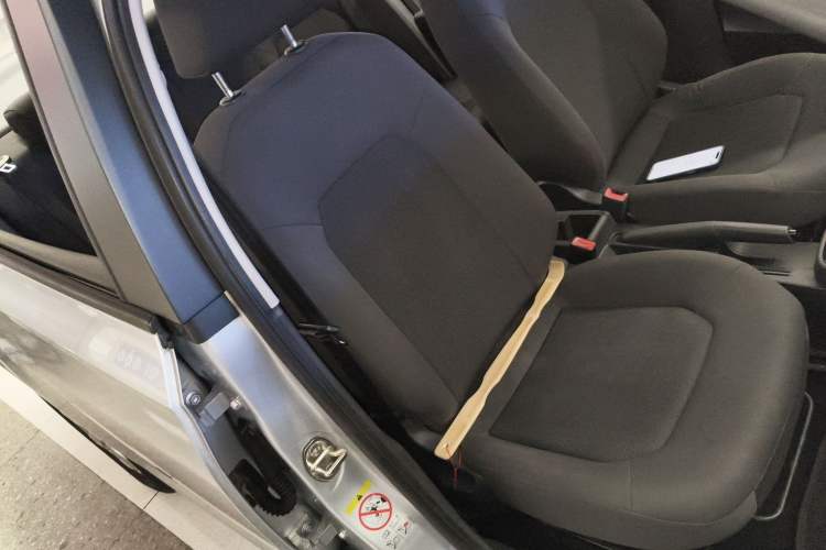 Used Volkswagen Santana 2015 1.6L Automatic Fashion Edition