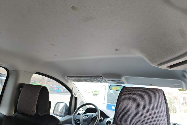 Used JAC Refine M3 2022 1.8L 7-seat Standard Edition