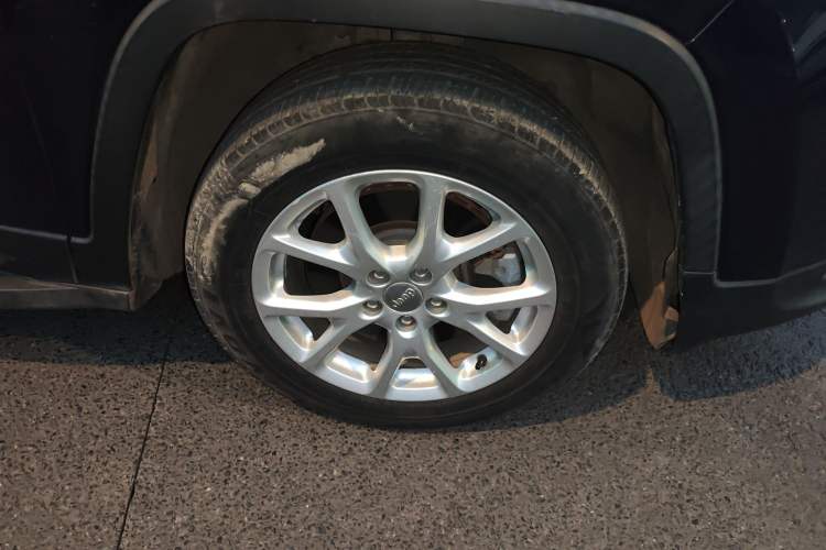 Used Jeep Cherokee 2017 2.4L Leading Edition