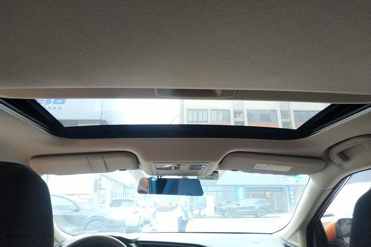 Used Nissan Lannia 2016 1.6L CVT Smart Cool Edition