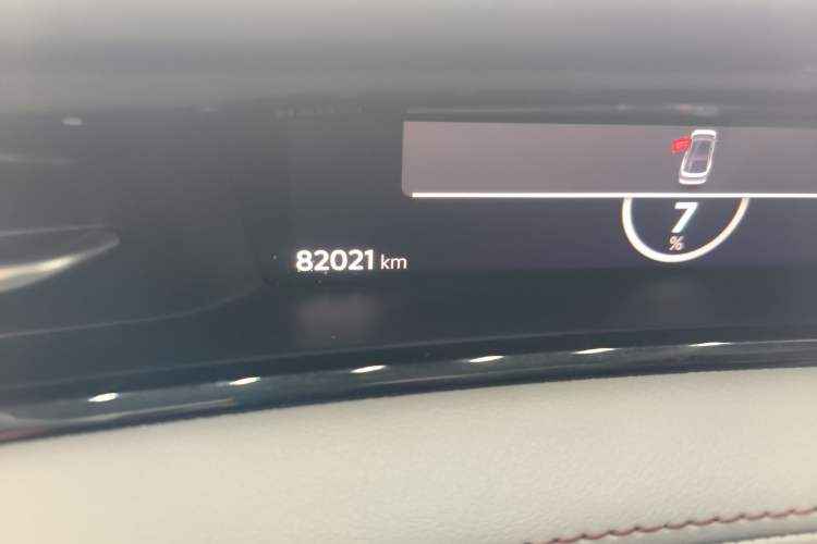 Used Volkswagen ID.7 VIZZION 2024 AIR model Odometer Close Up