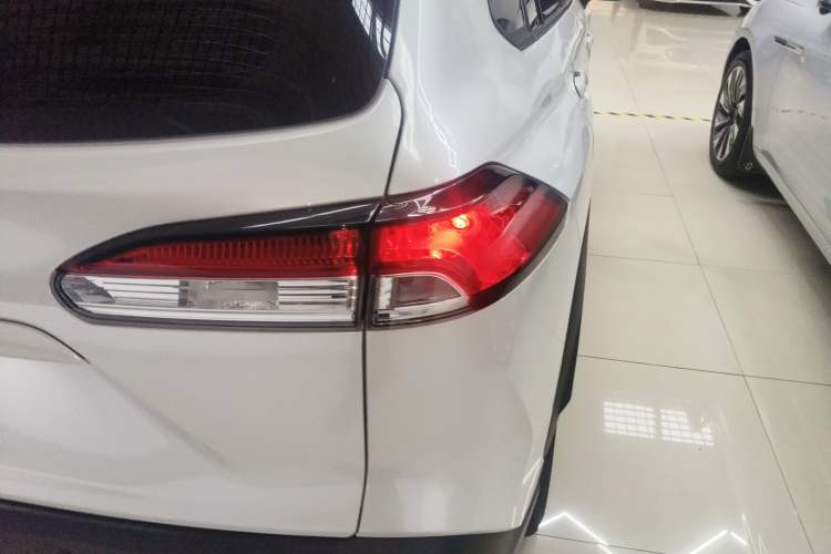 Used Toyota Corolla Cross 2023 2.0L Pioneer Edition
