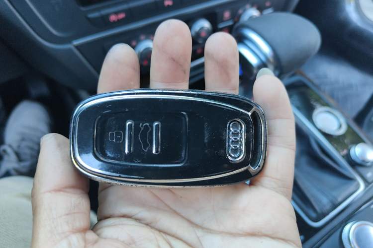 Used Audi A7 2012 3.0TFSI quattro Comfort Edition Vehicle Key