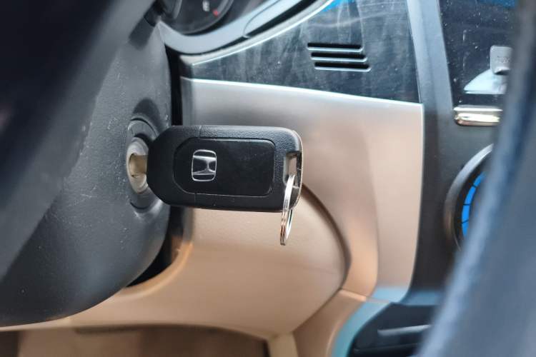 Used Honda Crider 2013 1.8L automatic comfort version