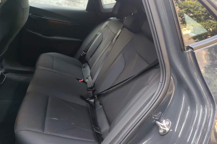 Used Volkswagen ID.UNYX 2025 Pure Model