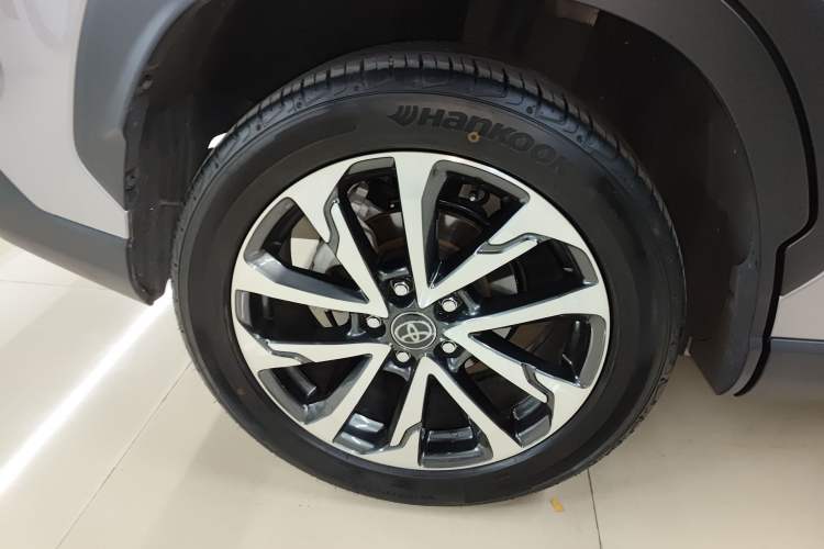 Used Toyota Corolla Cross 2024 2.0L Smart Electric Hybrid Dual-Engine Flagship Version Exterior 5