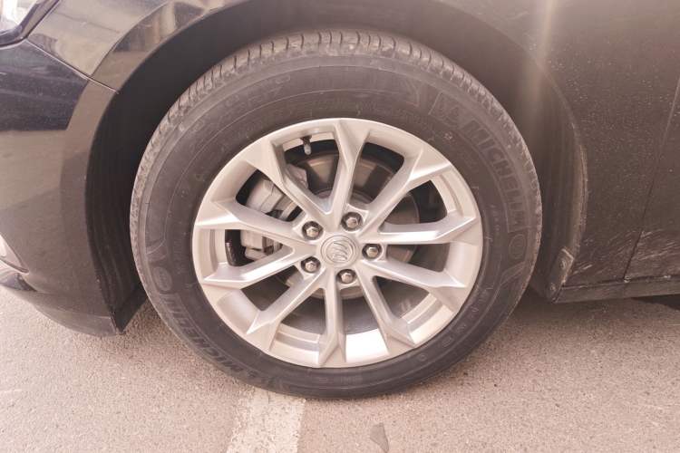 Used Buick LaCrosse 2021 552T Luxury Version
