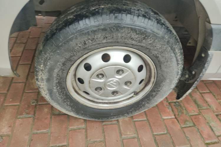 Used Foton Toano 2023 2.0T Manual Jixiang Long Wheelbase Mid-Top Rear Single Tire 7/9-Seater