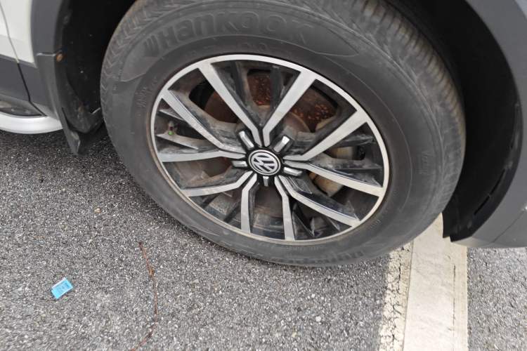 Used Volkswagen Tiguan L 2018 330TSI Automatic Two-Wheel Drive Luxury Edition
