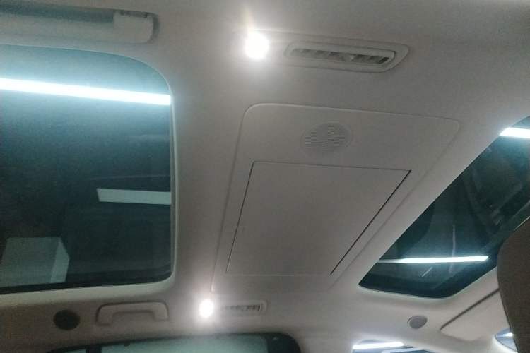 Used Li Auto i8 2025 Model Standard Version