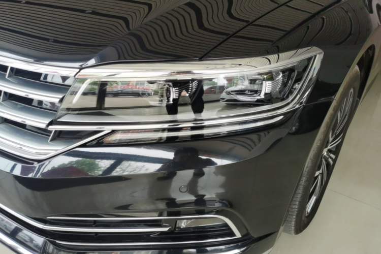 Used Volkswagen Phideon 2018 Revised Version 380TSI Two-Wheel Drive Business Edition
