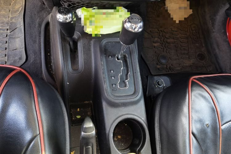 Used Jeep Wrangler 2015 3.0L Sahara Four-Door Comfort Edition
