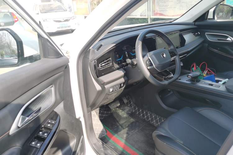 Used CHANGAN X7 PLUS 2024 1.5T Automatic Luxury 7-Seater
