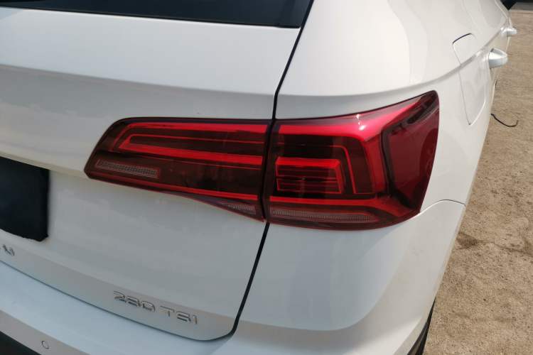 Used Volkswagen Tharu 2021 280TSI Two-Wheel Drive Trend Edition