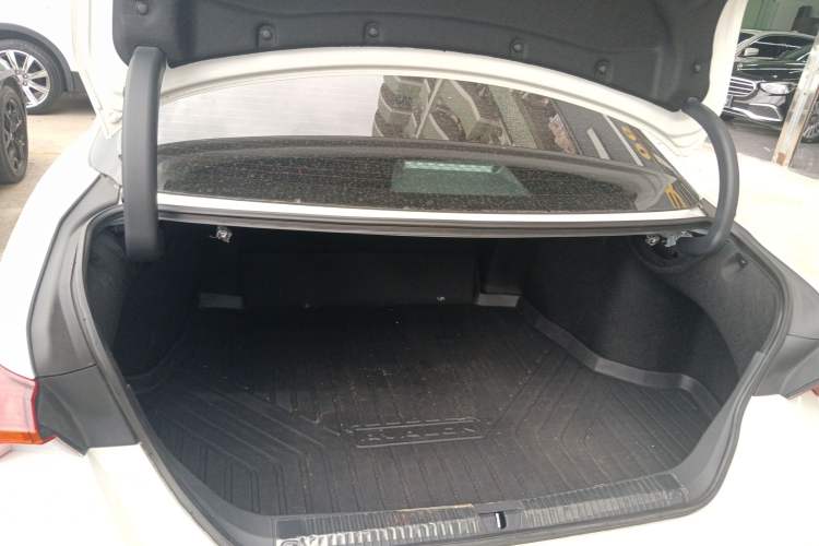 Used Toyota Avalon 2022 2.0L Luxury Edition