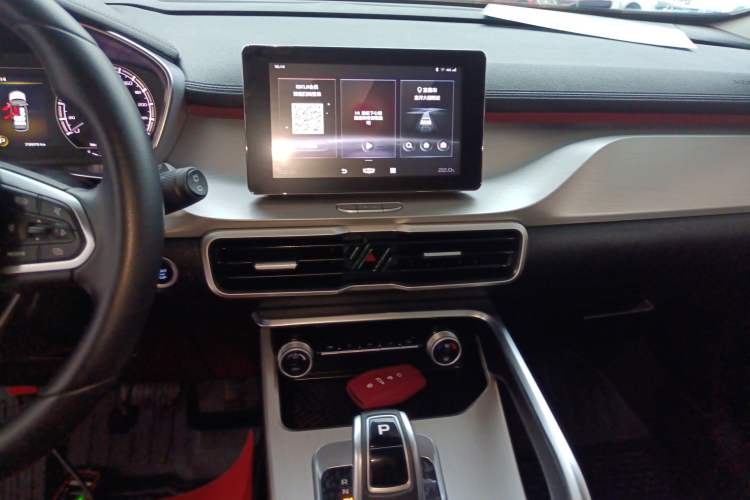 Used Geely Auto Coolray 2020 Facelift 240T DCT Hunter
