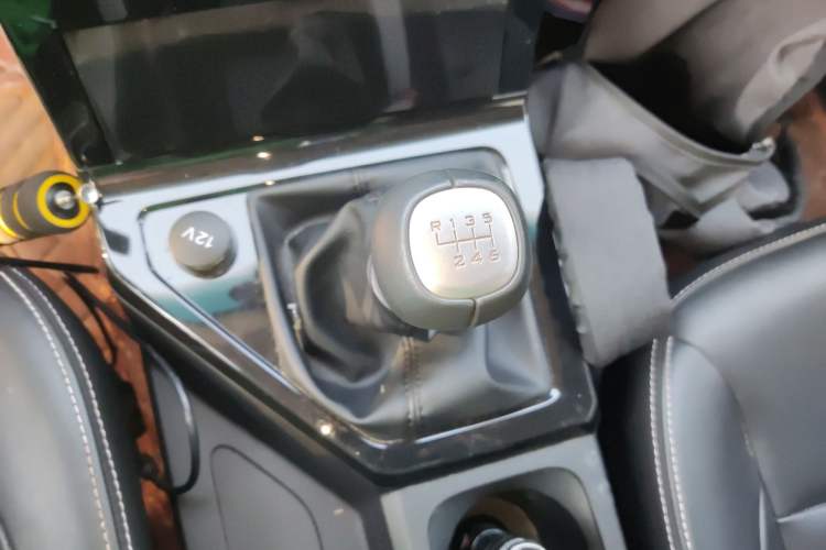 Used Wuling Hongguang PLUS 2019 1.5T Manual Luxury 7-Seater
