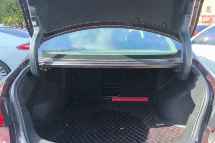 Used GAC Trumpchi GA6 2016 235T Manual Elite Edition Trunk